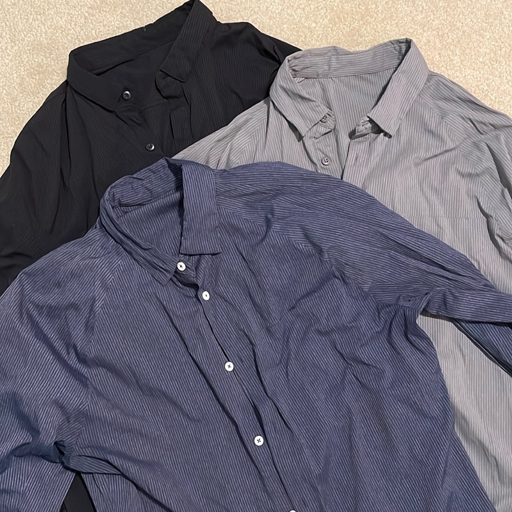 Lot of 3 LULULEMON stretch button down shirts in Black, Blue & Grey - Men's L